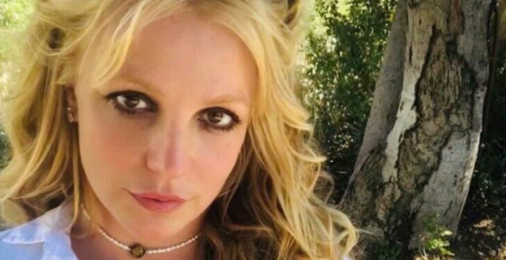 britney spears confessa instagram